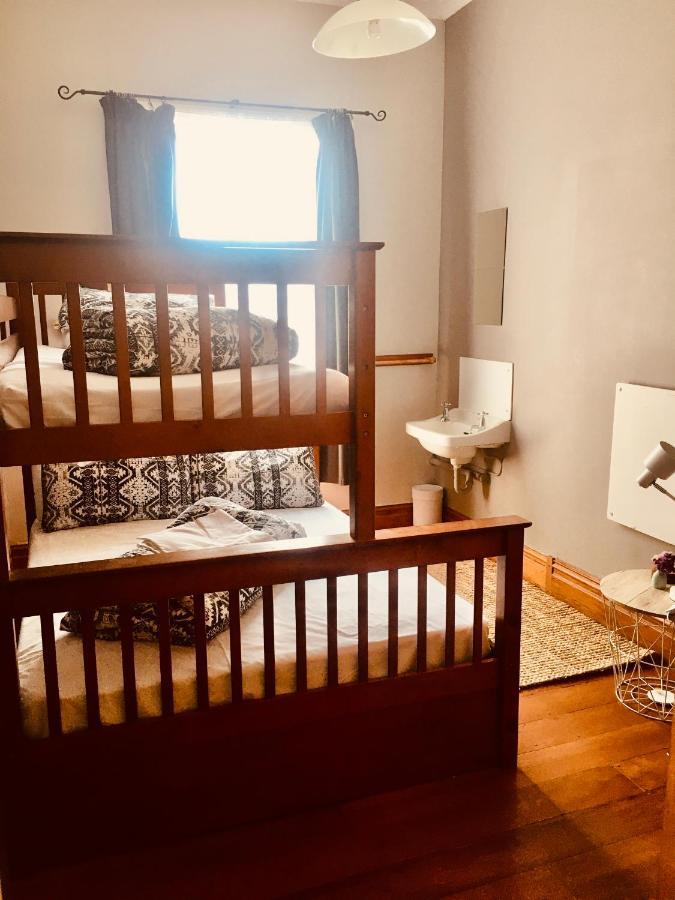 Harbourview Hotel Raglan Ngoại thất bức ảnh